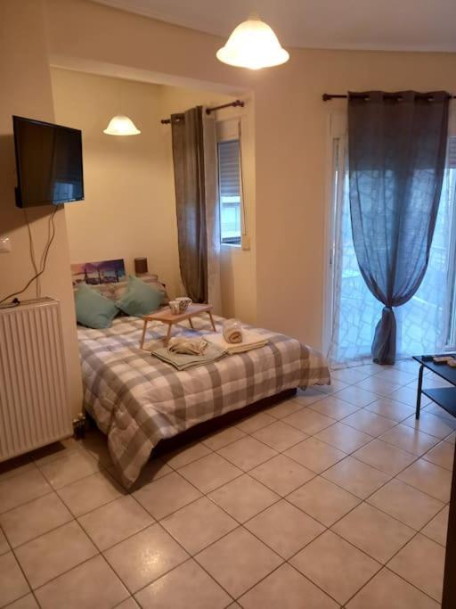 Apartment Romance In *